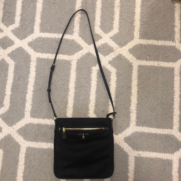 Cross body bag - Picture 2 of 5